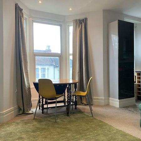 Central 2 Bed Flat. Free Parking Bristol Exterior photo